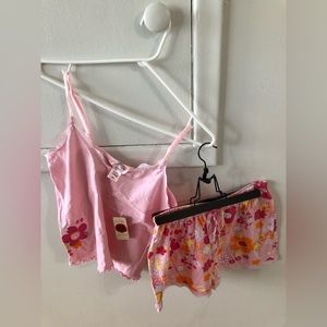 NWT pyjamas La Vie en Rose